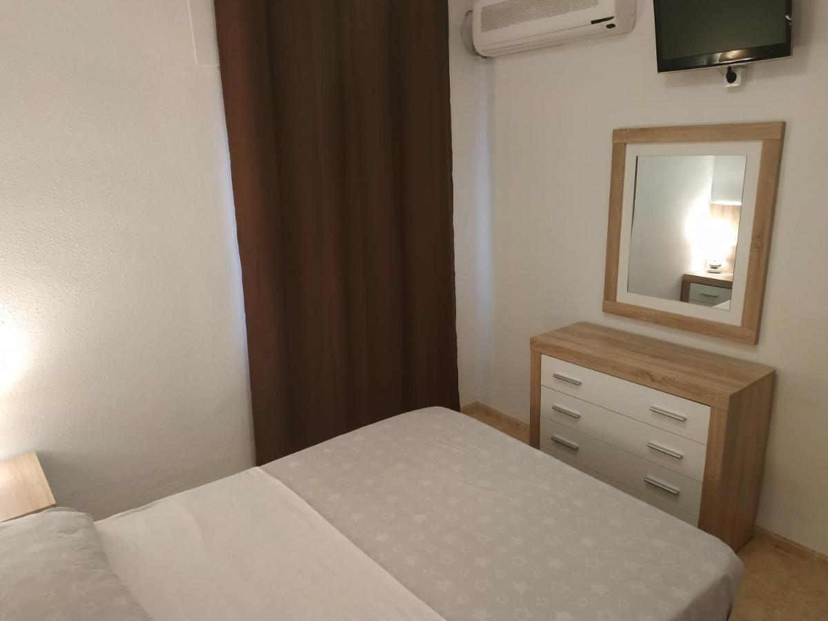 Апартаменты Rmm27 - Piso En Zona Tranquila De Тортоса Экстерьер фото