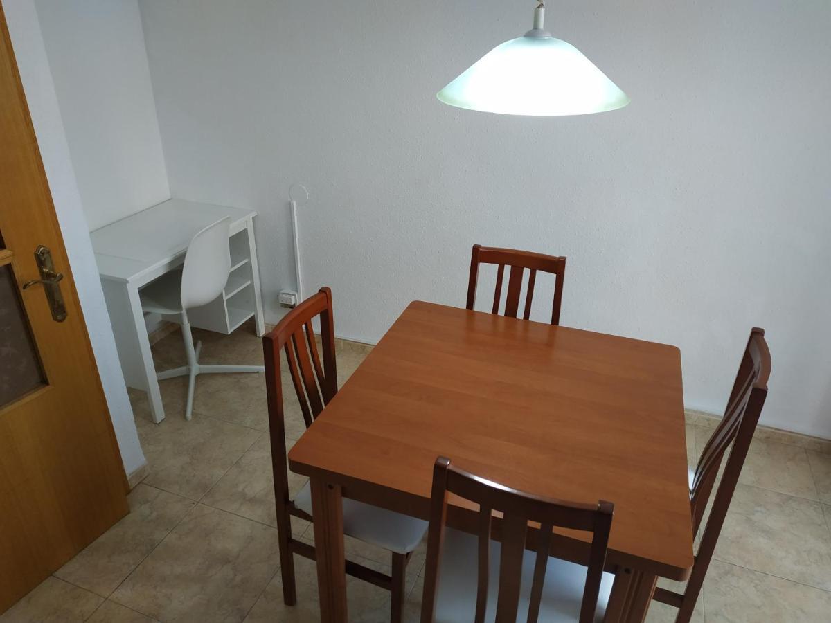 Апартаменты Rmm27 - Piso En Zona Tranquila De Тортоса Экстерьер фото