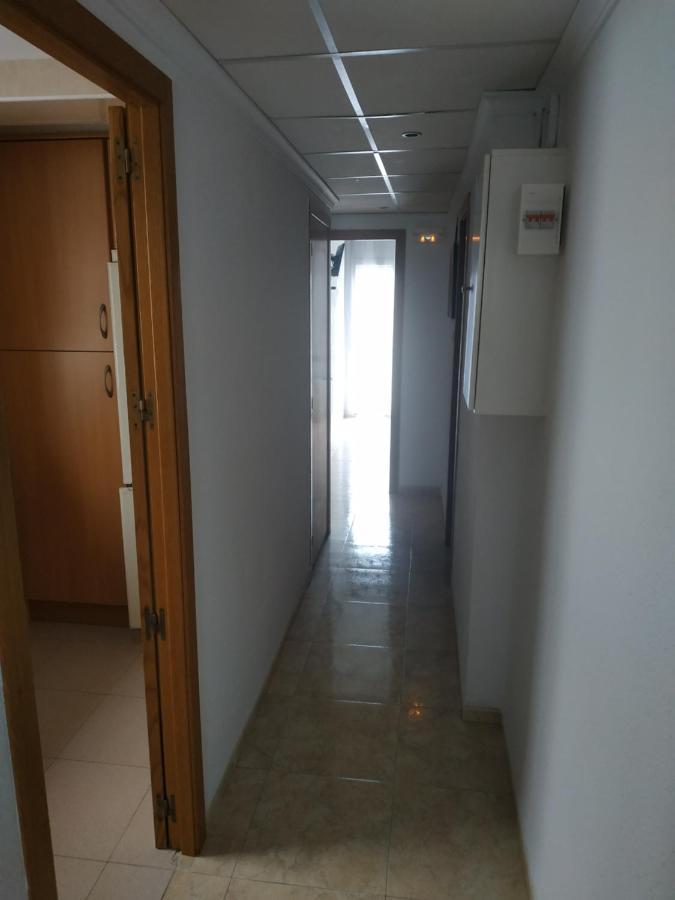 Апартаменты Rmm27 - Piso En Zona Tranquila De Тортоса Экстерьер фото