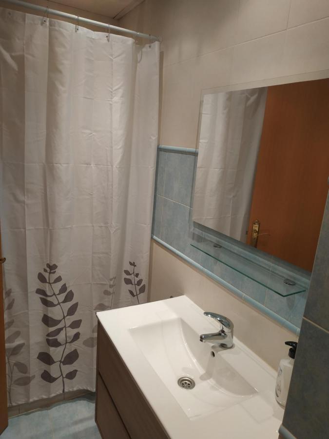 Апартаменты Rmm27 - Piso En Zona Tranquila De Тортоса Экстерьер фото
